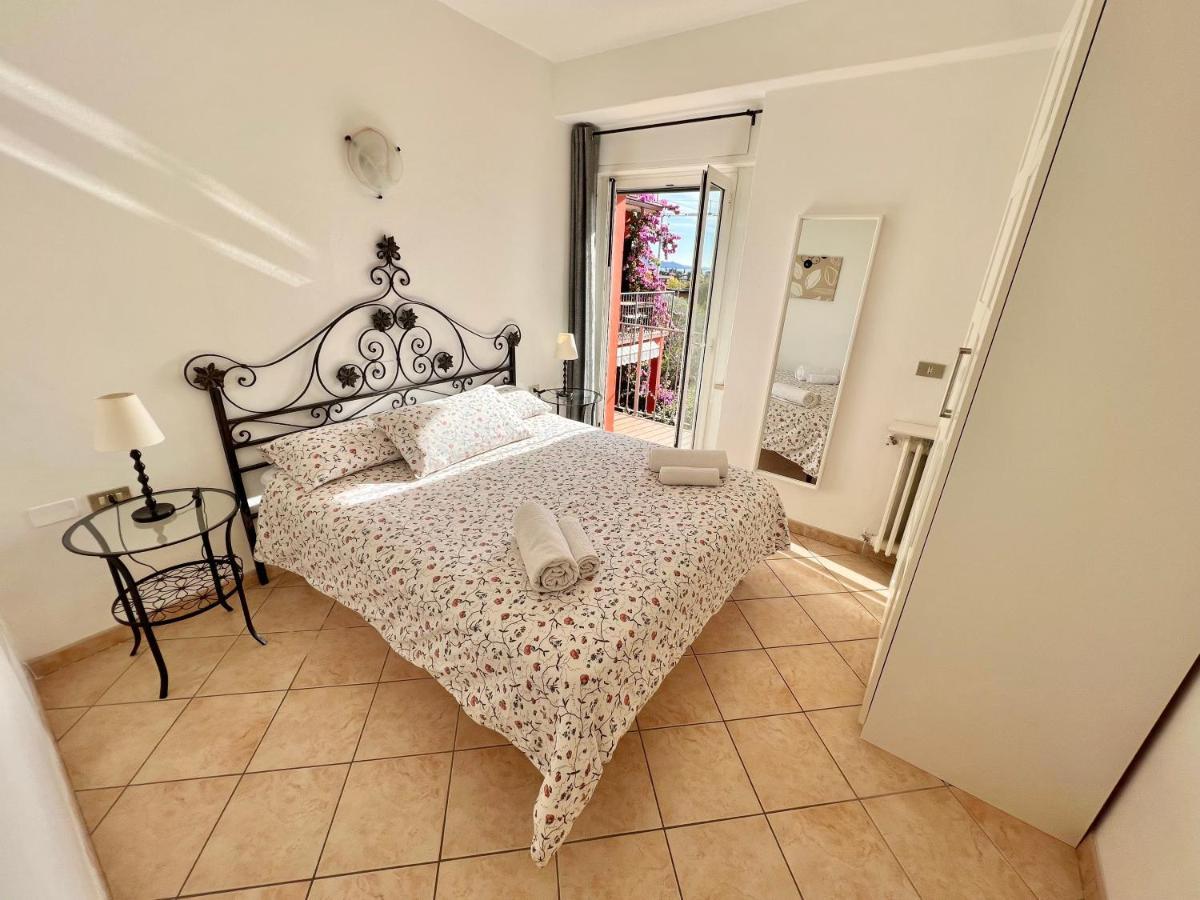 Borgo Antico Apartments Тосколано-Мадерно Екстер'єр фото